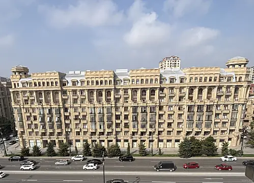 Kirayə verilir 2 otaqlı mənzil 80 m² — Bakı, Nərimanov 2 otaq 80.00 m²