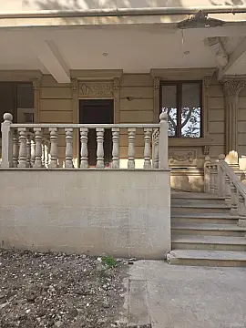 Kirayə verilir obyekt 130 m² — Bakı, İnşaatçılar 130.00 m²