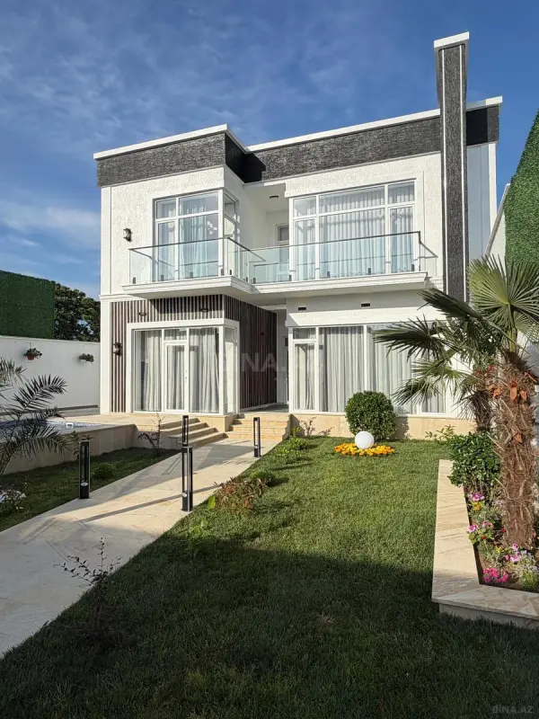 Satılır 4 otaqlı həyət evi 200 m²