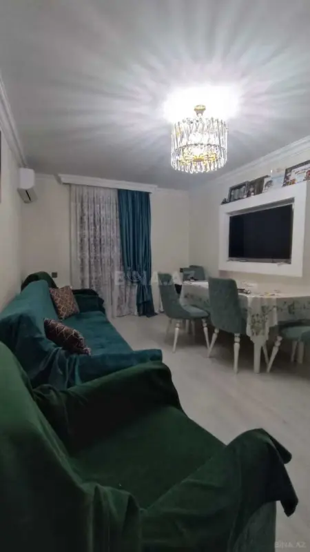 Satılır 3 otaqlı mənzil 104 m²