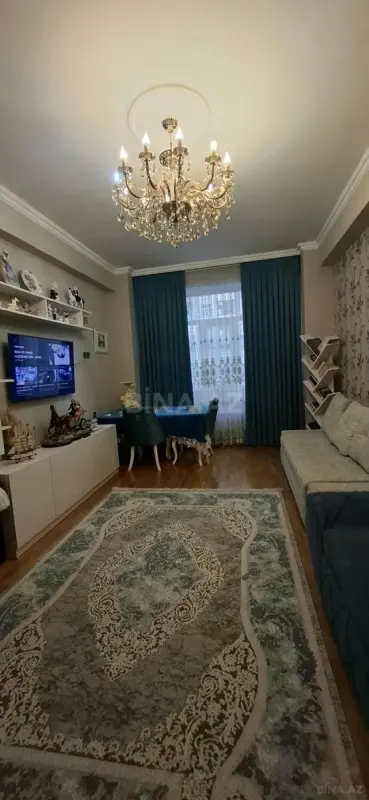 Satılır 2 otaqlı mənzil 75 m²