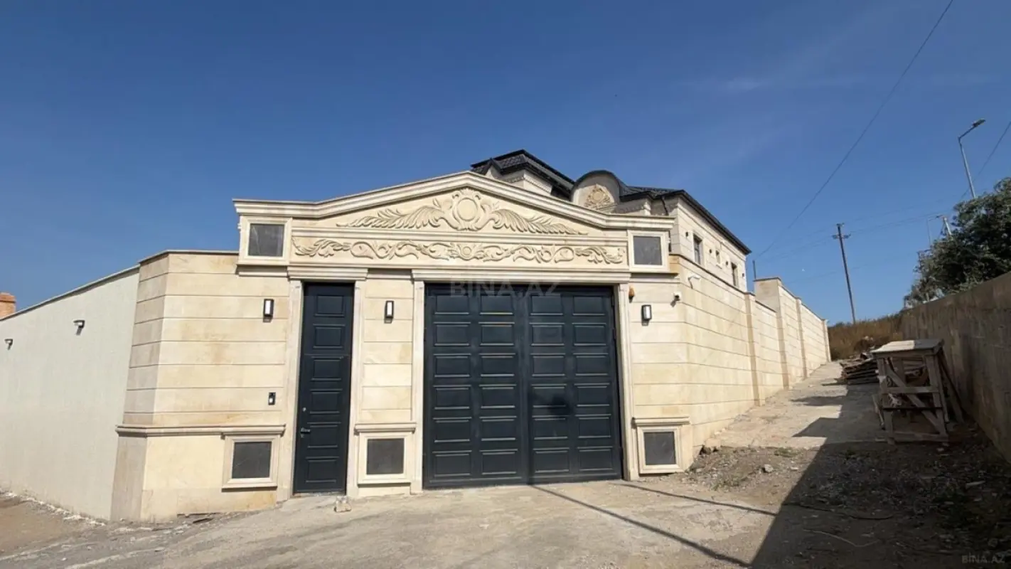 Satılır 7 otaqlı həyət evi 350 m²
