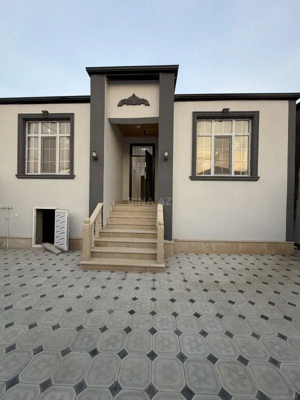 Satılır 4 otaqlı həyət evi 100 m²