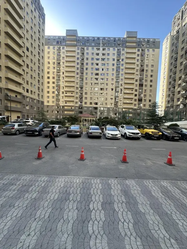 Kirayə verilir 2 otaqlı mənzil 55 m²