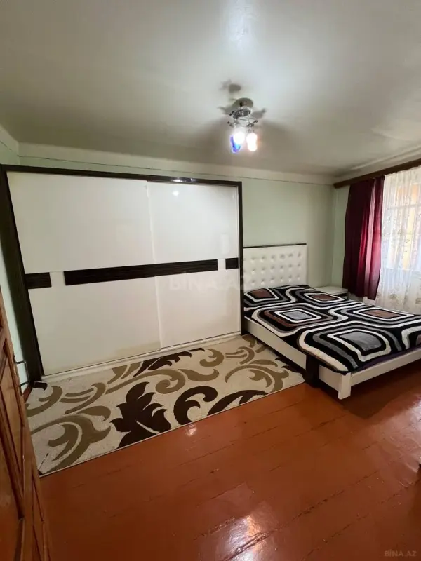 Satılır 3 otaqlı mənzil 60 m²