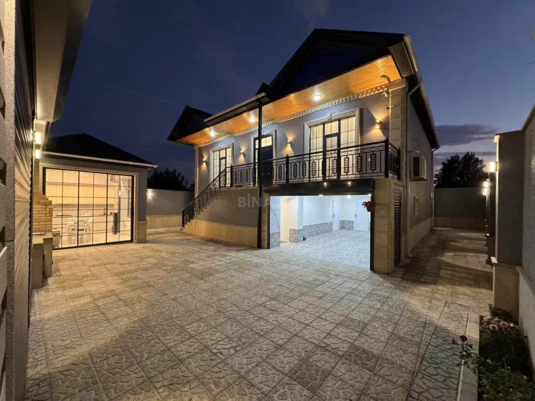 Satılır 6 otaqlı həyət evi 250 m²