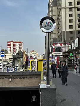 Kirayə verilir obyekt 60 m² — Bakı, İnşaatçılar 60.00 m²