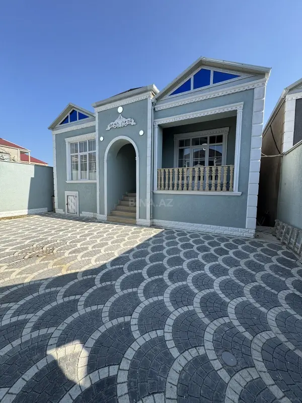 Satılır 4 otaqlı həyət evi 120 m²