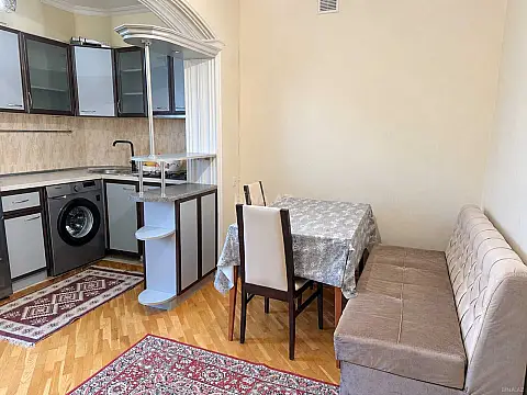 Kirayə verilir 2 otaqlı mənzil 41 m² — Bakı 2 otaq 41.00 m²