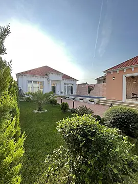 Satılır 5 otaqlı həyət evi 180 m² — Bakı, Mərdəkan 5 otaq 180.00 m²