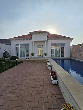 Satılır 5 otaqlı həyət evi 180 m² — Bakı, Mərdəkan 5 otaq 180.00 m²