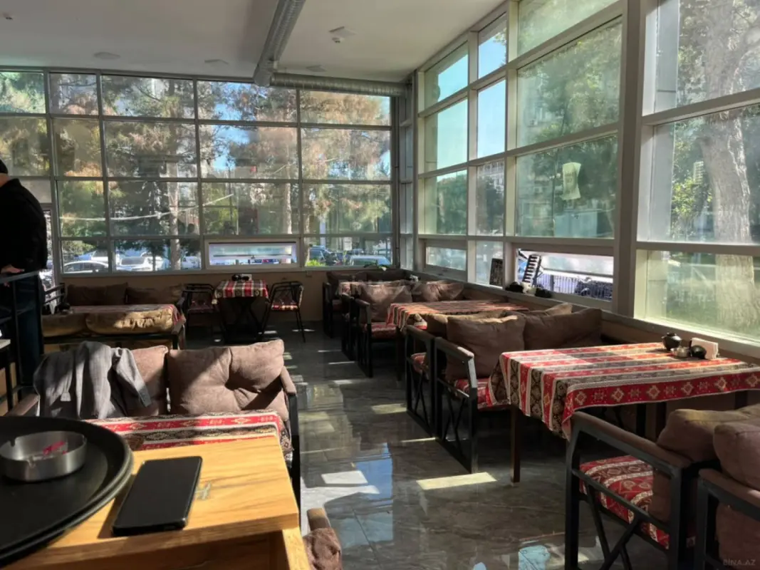 Kirayə verilir obyekt 155 m²