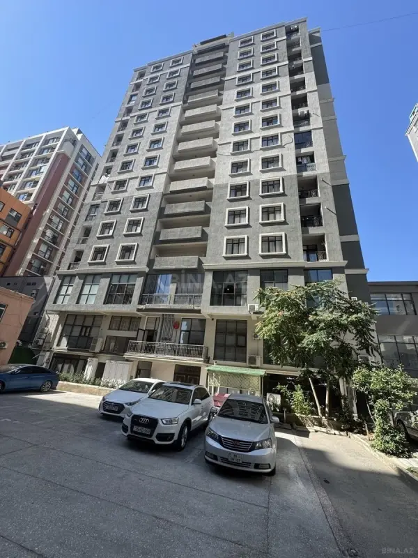 Satılır 3 otaqlı mənzil 95 m²
