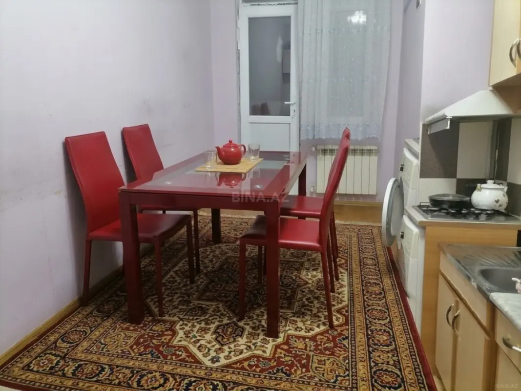Kirayə verilir 3 otaqlı mənzil 95 m²