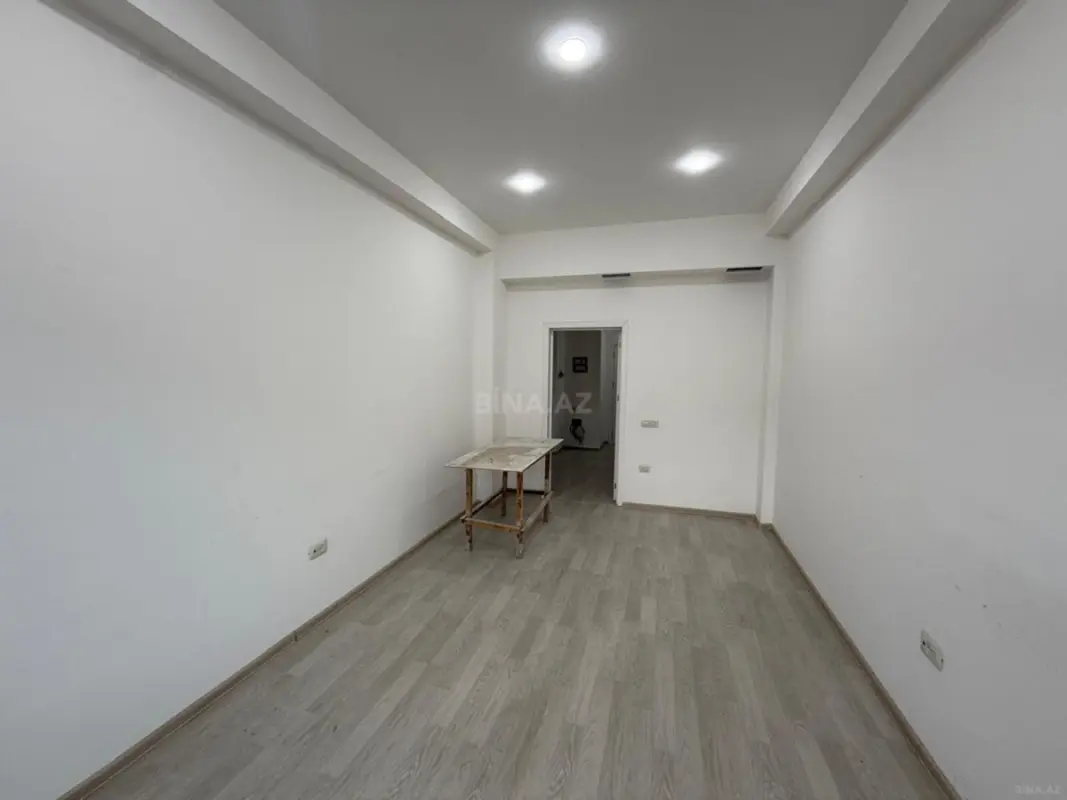 Satılır 2 otaqlı mənzil 75 m²