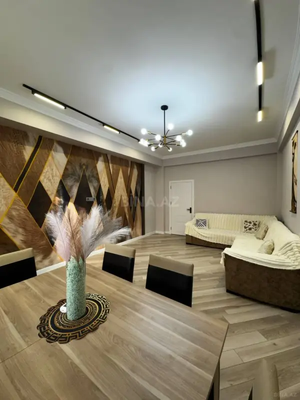 Satılır 2 otaqlı mənzil 75 m²