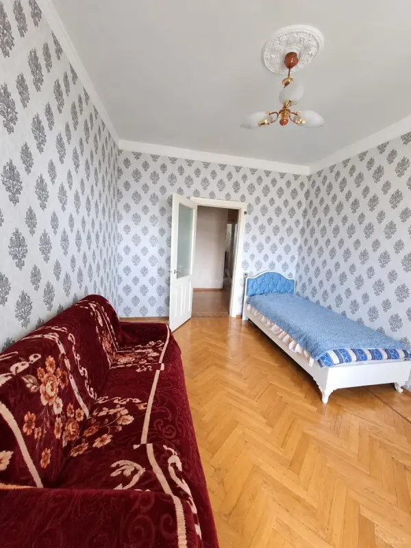 Satılır 2 otaqlı mənzil 61 m²