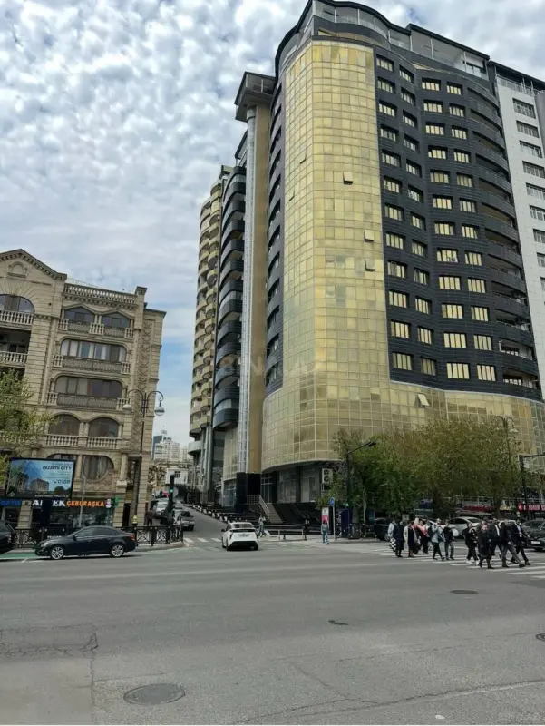 Kirayə verilir 3 otaqlı ofis 150 m²