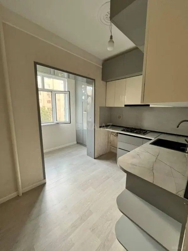 Satılır 2 otaqlı mənzil 70 m²