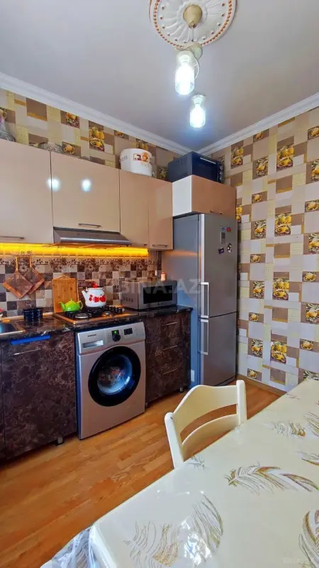 Satılır 4 otaqlı həyət evi 90 m²