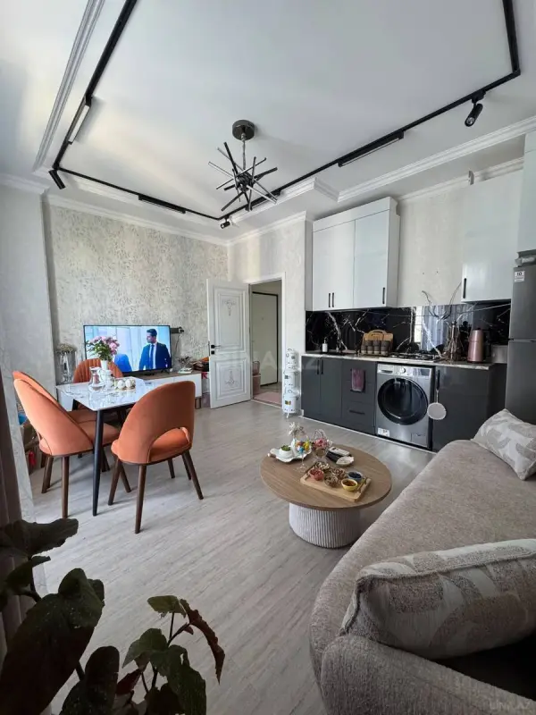Satılır 2 otaqlı mənzil 42 m²