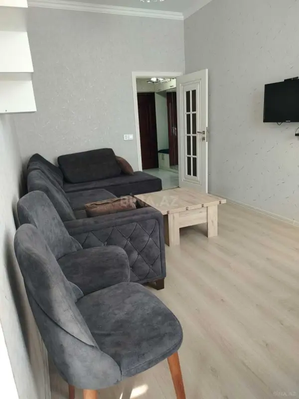 Kirayə verilir 2 otaqlı mənzil 55 m²