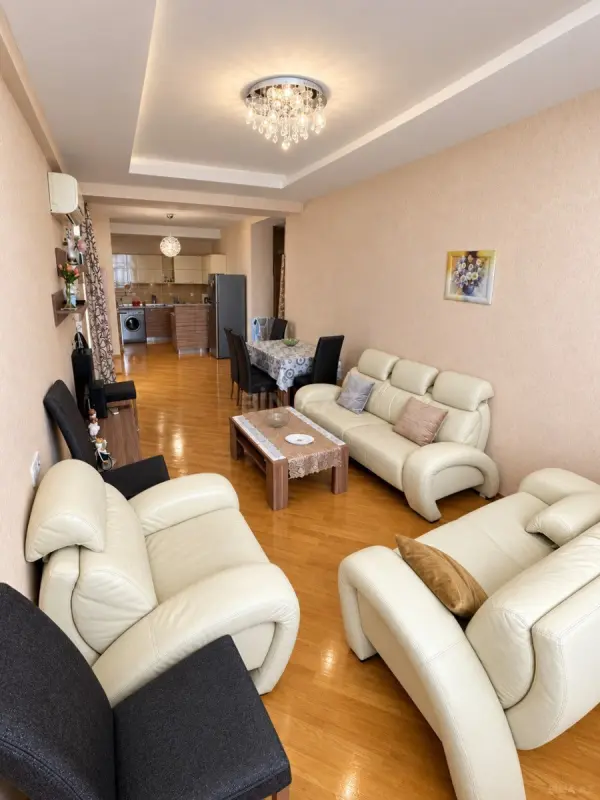 Kirayə verilir 3 otaqlı mənzil 110 m²