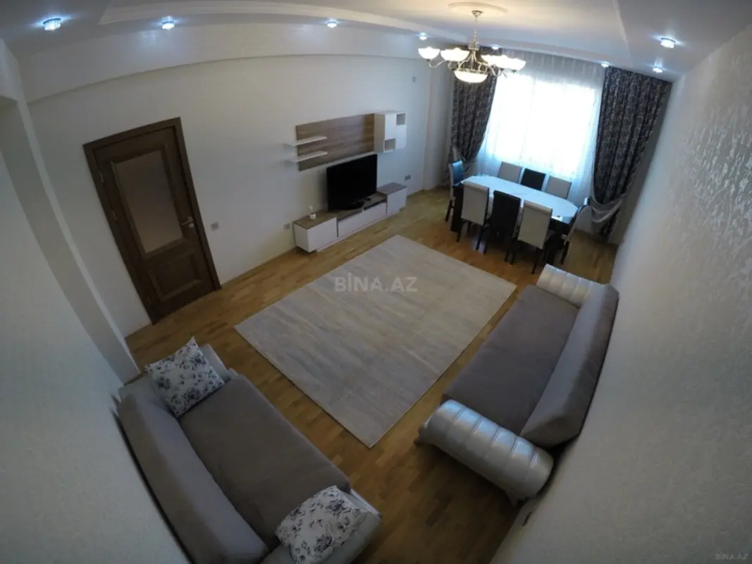Kirayə verilir 2 otaqlı mənzil 78 m²