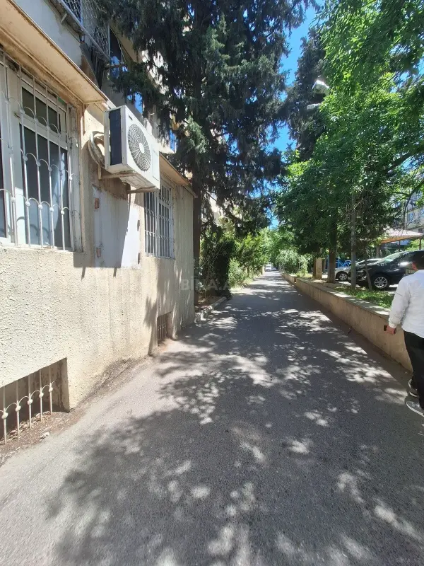 Satılır 1 otaqlı mənzil 33 m²
