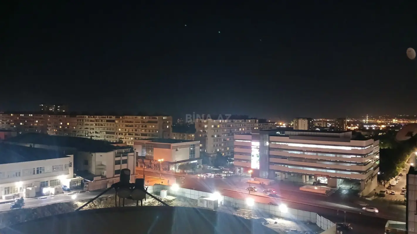 Kirayə verilir 2 otaqlı mənzil 85 m²