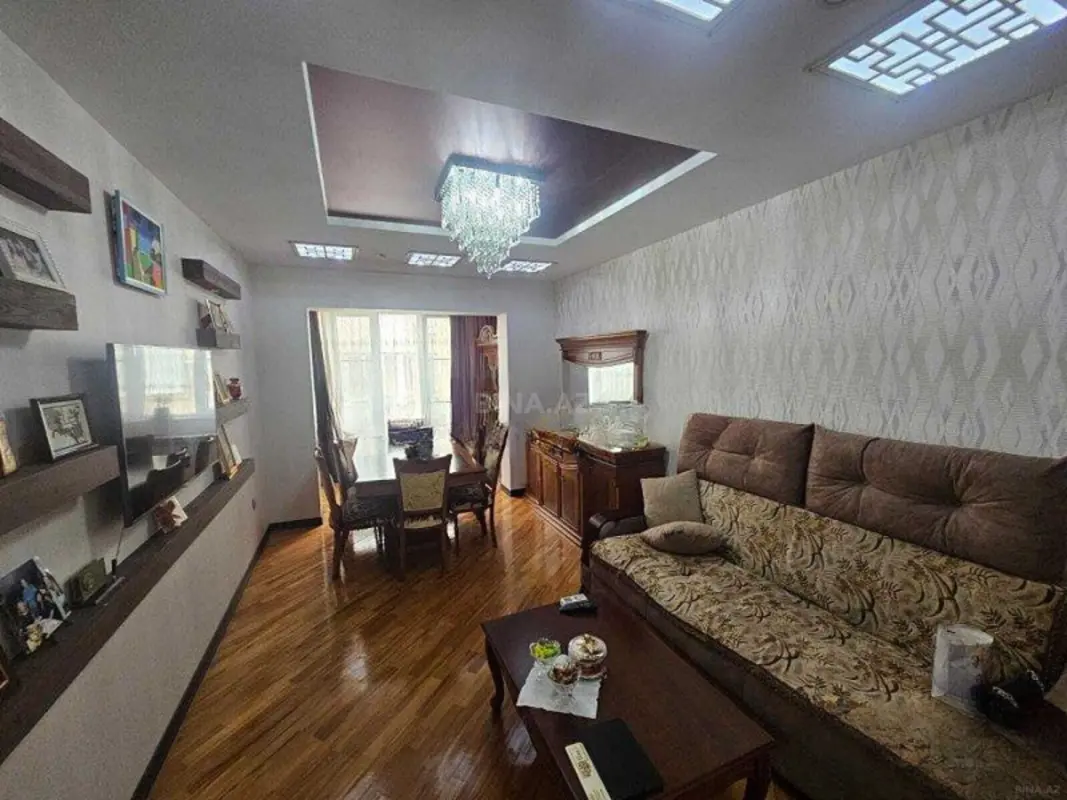 Satılır 2 otaqlı mənzil 67 m²