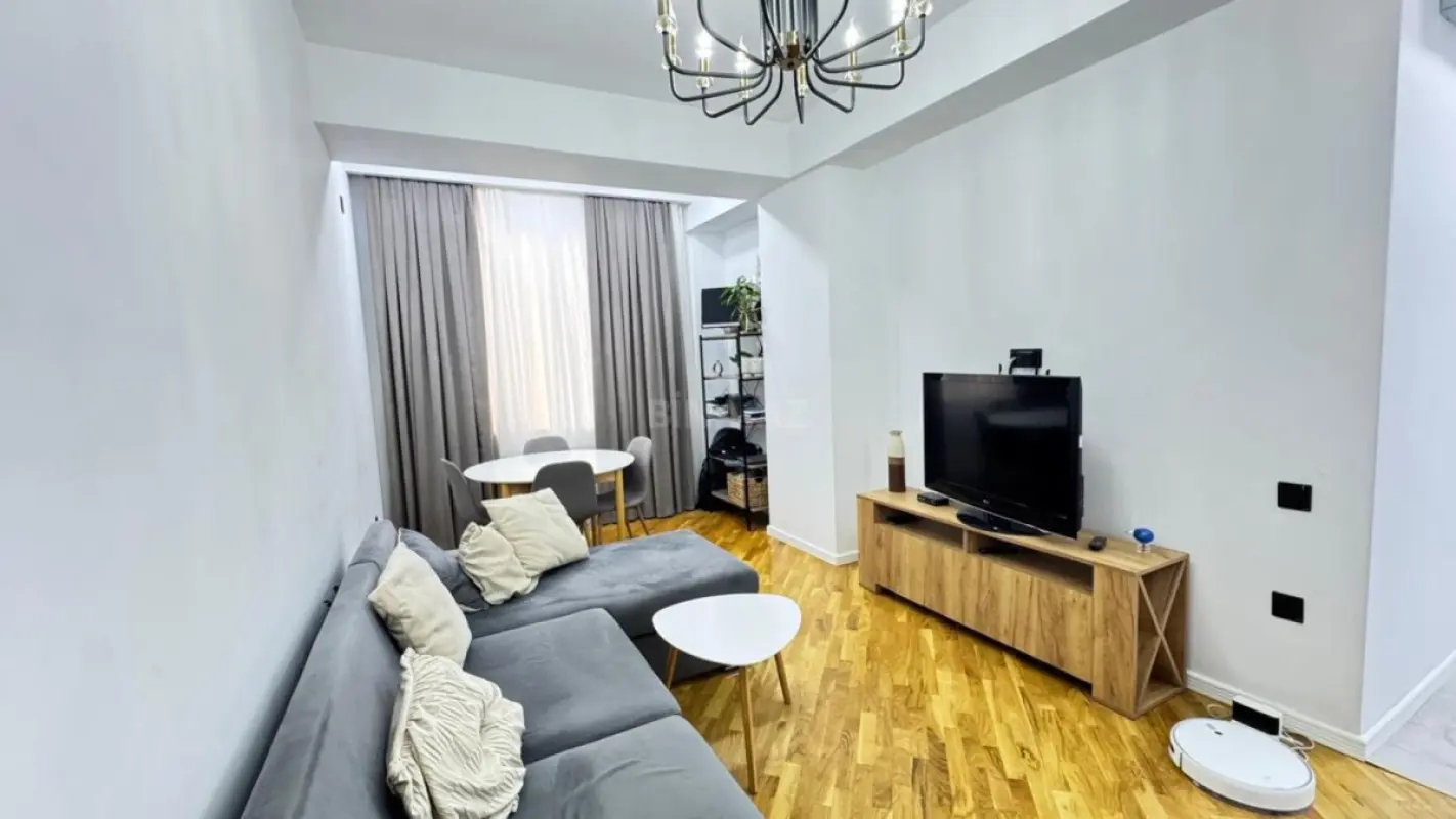 Satılır 3 otaqlı mənzil 82 m²