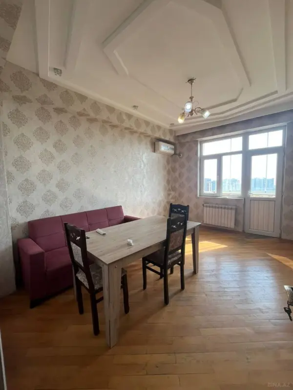 Satılır 2 otaqlı mənzil 52 m²