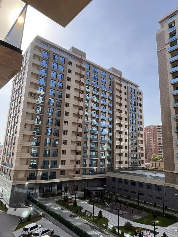 Satılır 2 otaqlı mənzil 66.6 m²