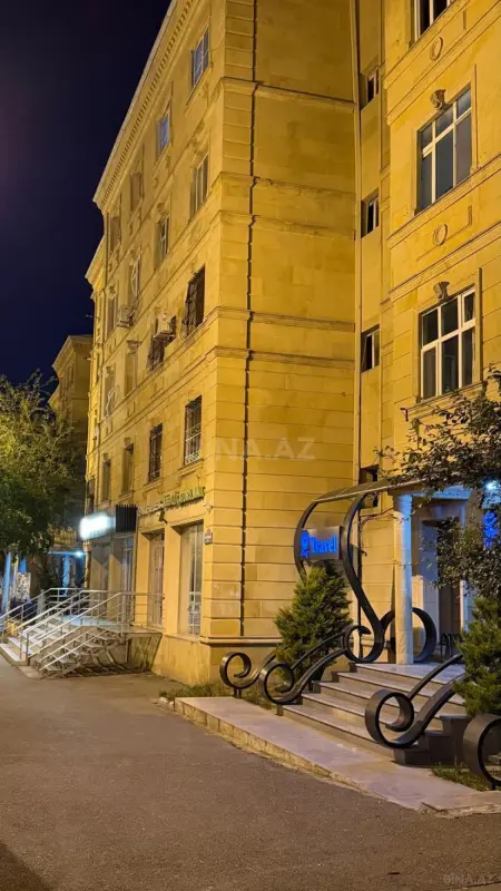 Satılır 3 otaqlı mənzil 67 m²