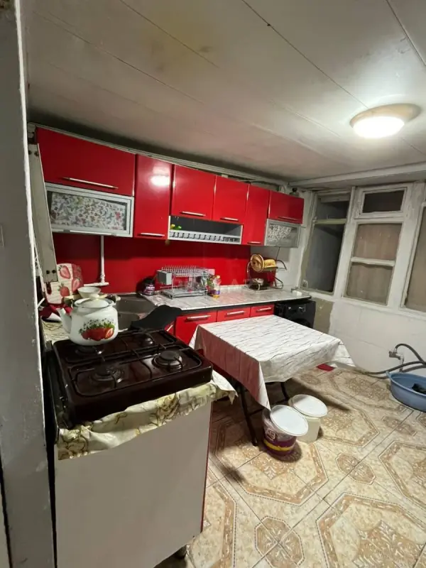 Kirayə verilir 1 otaqlı həyət evi 30 m²