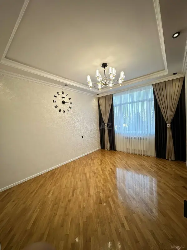Satılır 3 otaqlı mənzil 102 m²