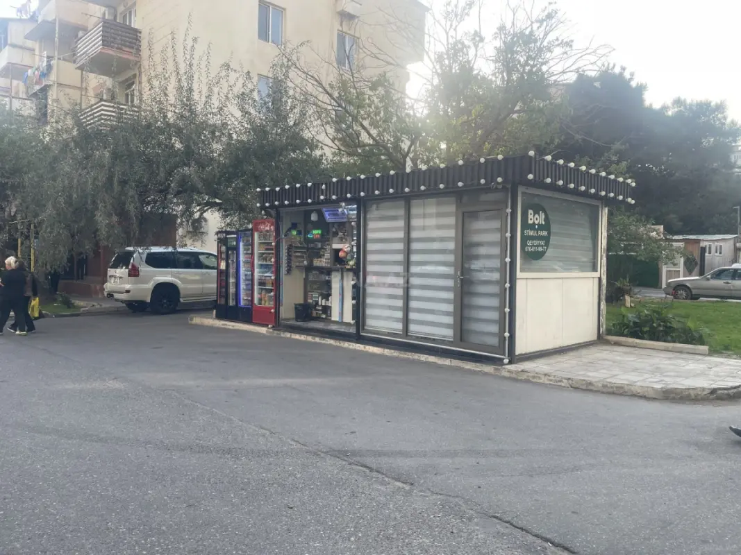 Satılır obyekt 138 m²