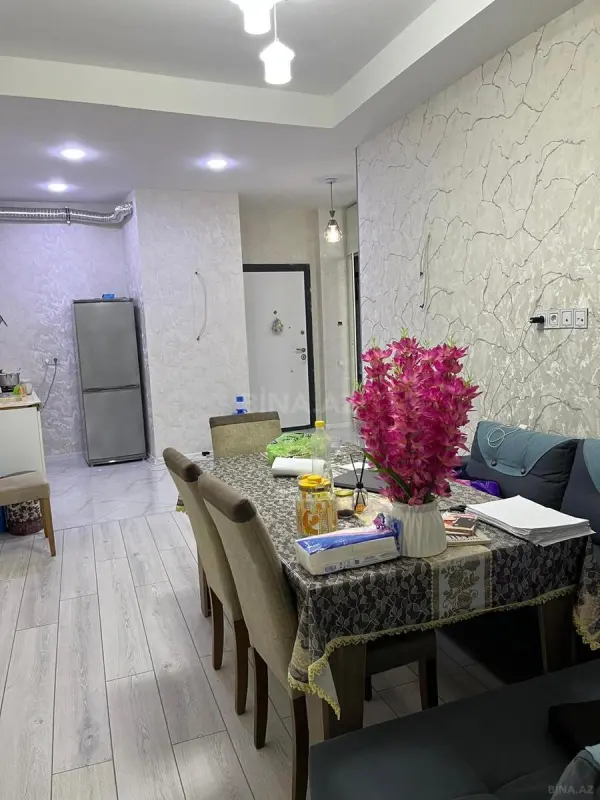 Satılır 2 otaqlı mənzil 69 m²