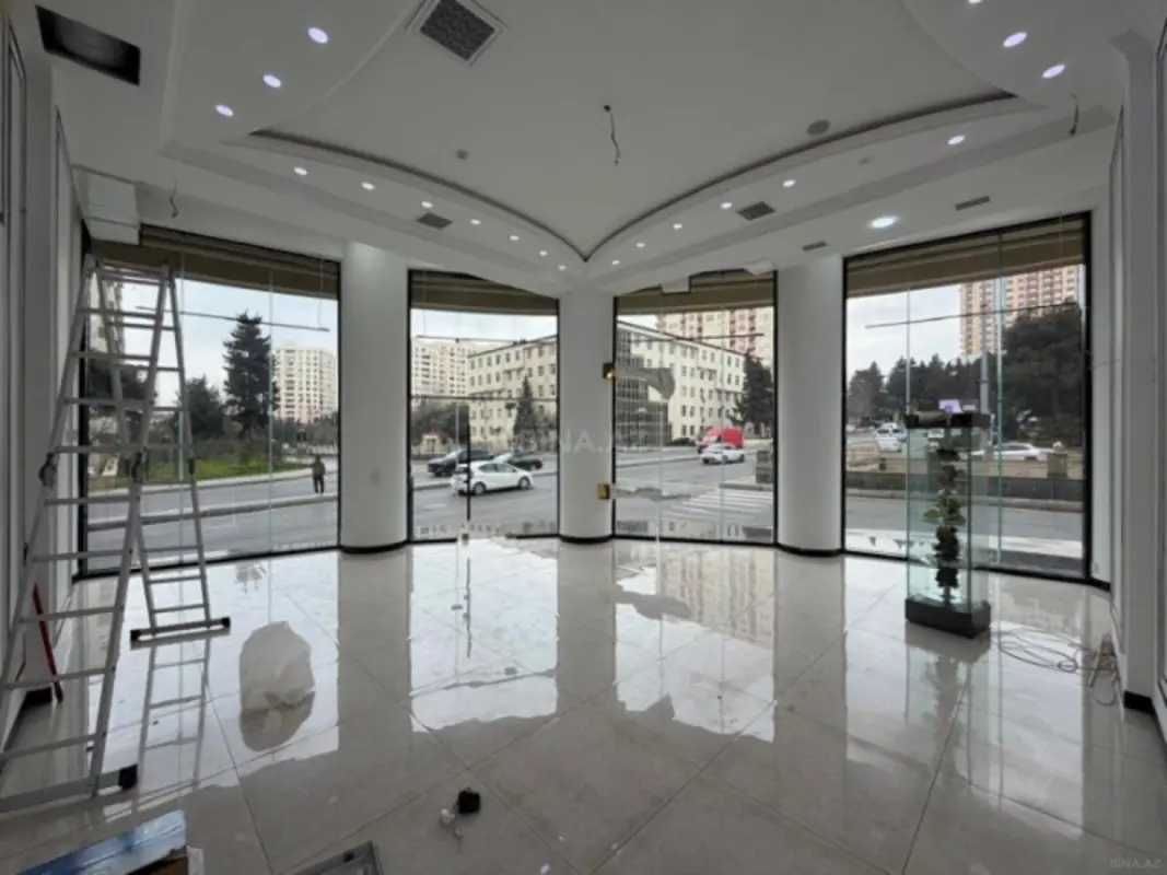 Kirayə verilir obyekt 400 m²