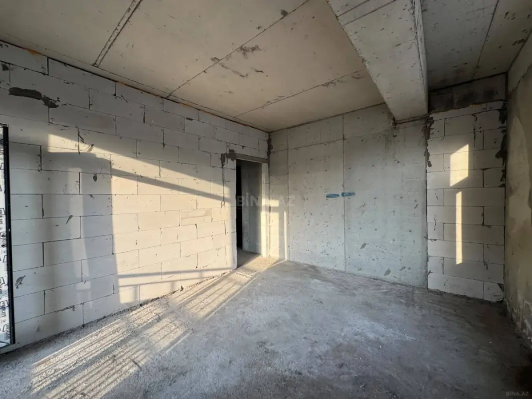 Satılır 3 otaqlı mənzil 97.6 m²