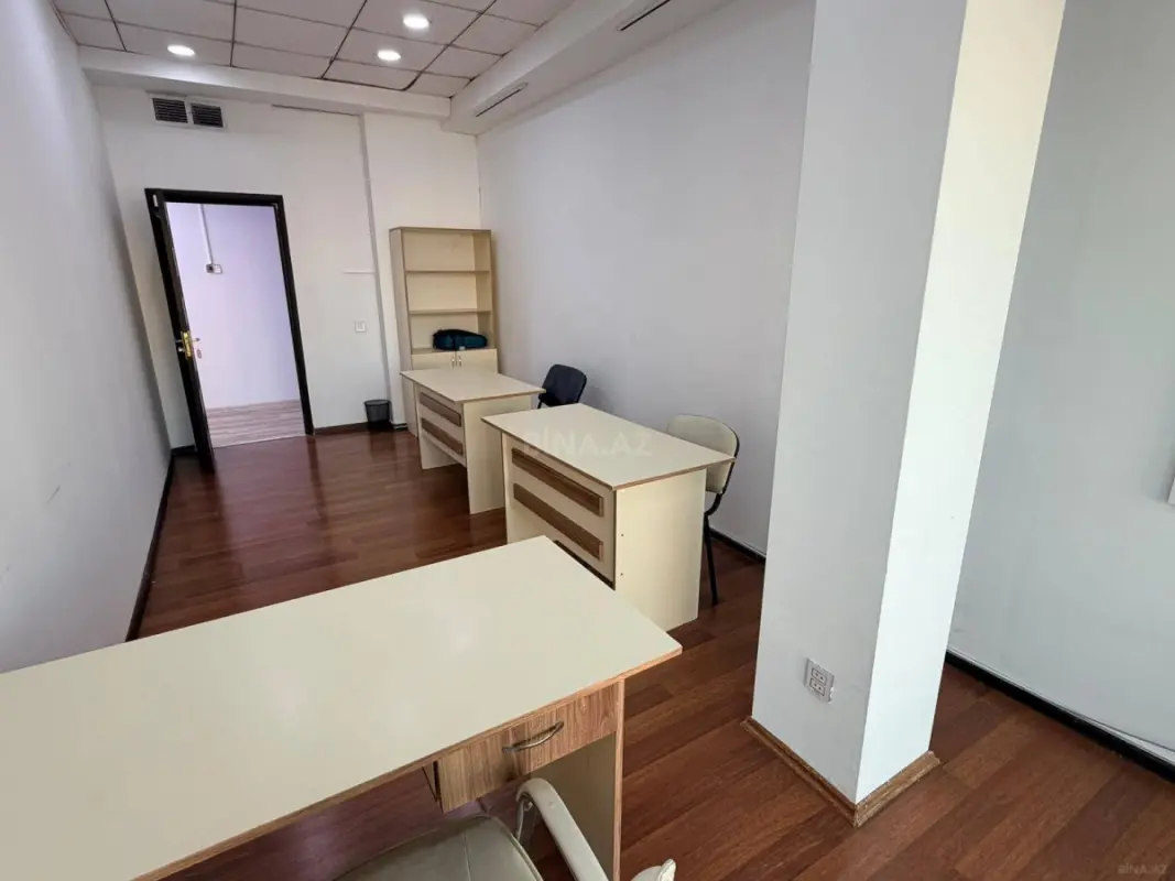 Kirayə verilir 1 otaqlı ofis 20 m²