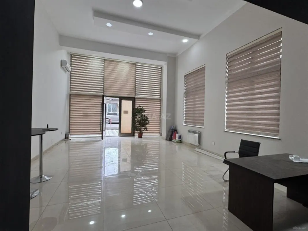 Kirayə verilir 3 otaqlı ofis 110 m²