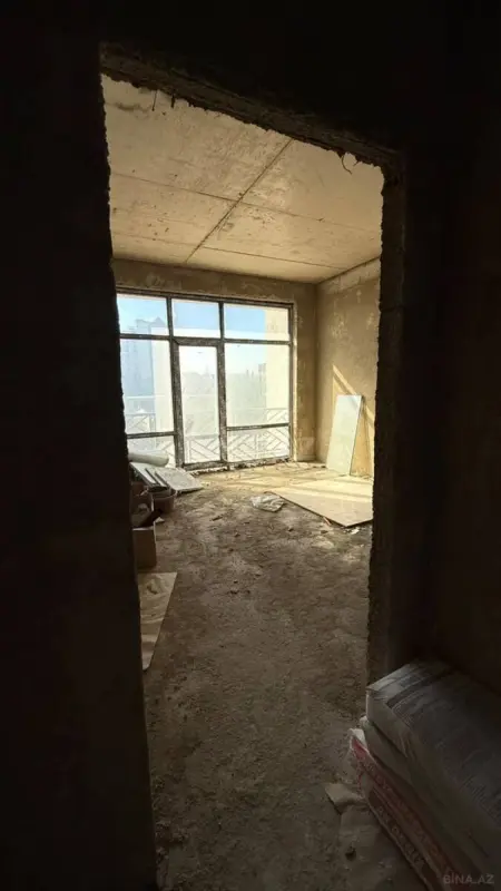 Satılır 2 otaqlı mənzil 73 m²
