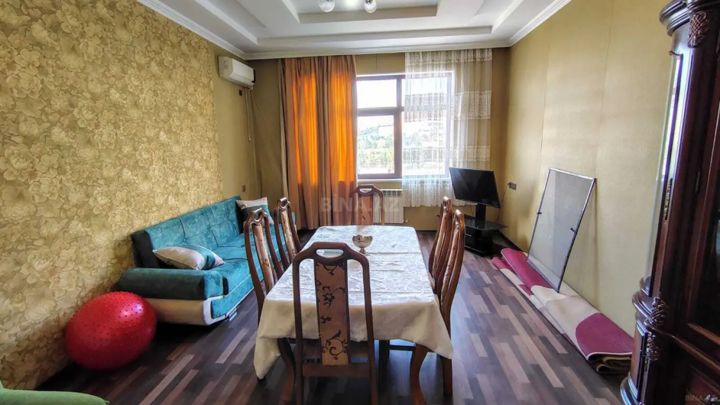 Kirayə verilir 3 otaqlı mənzil 90 m²