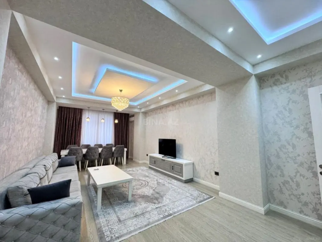 Satılır 3 otaqlı mənzil 165 m²