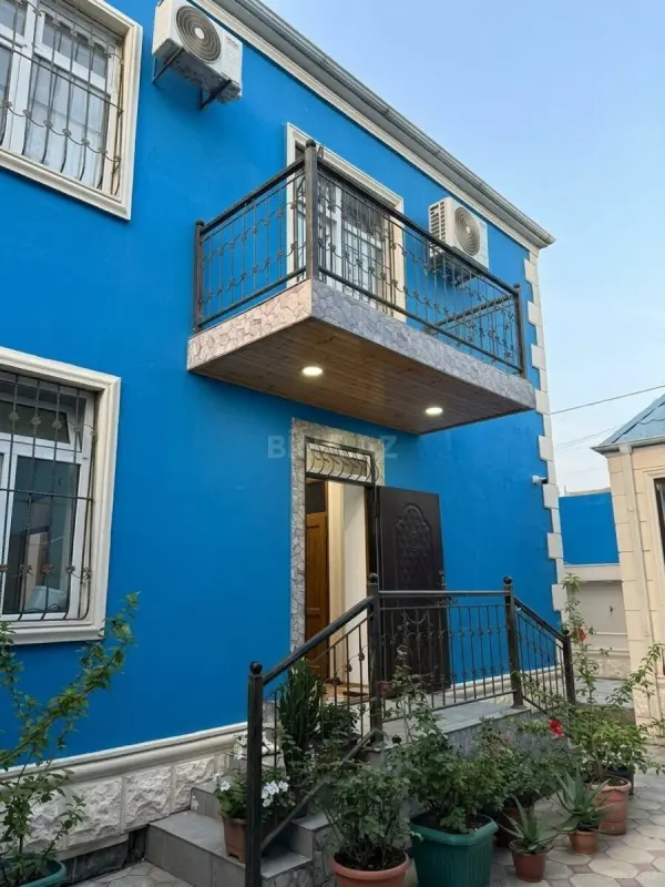Satılır 4 otaqlı həyət evi 150 m²