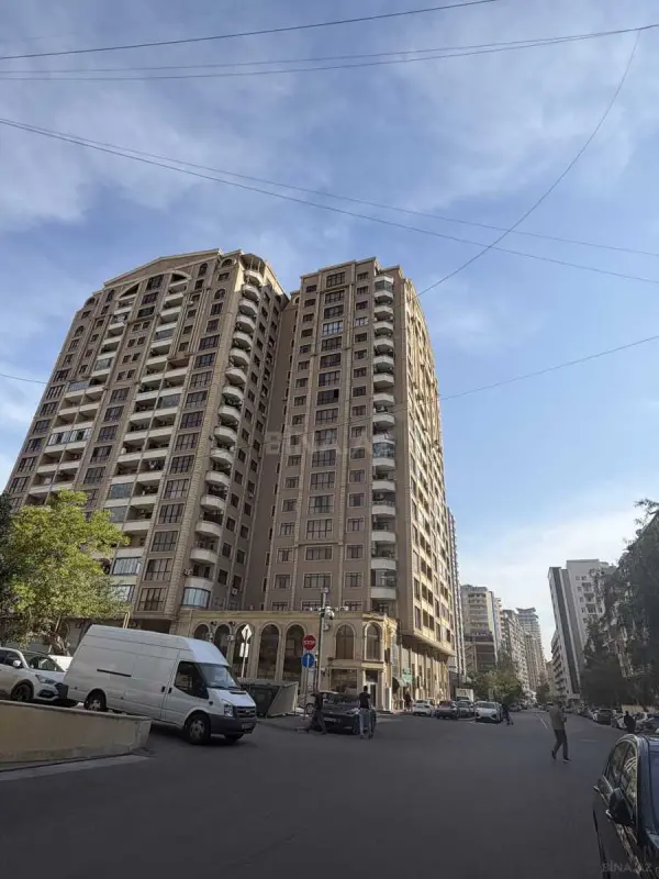 Satılır 2 otaqlı mənzil 64 m²