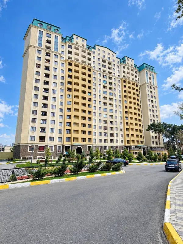 Satılır 2 otaqlı mənzil 85 m²