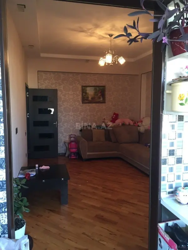 Kirayə verilir 3 otaqlı mənzil 70 m²